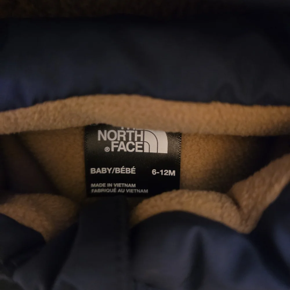 The North Face Navy and Tan Fleece Lined Baby Jacket 6-12 MONTHS - Picture 2 of 2